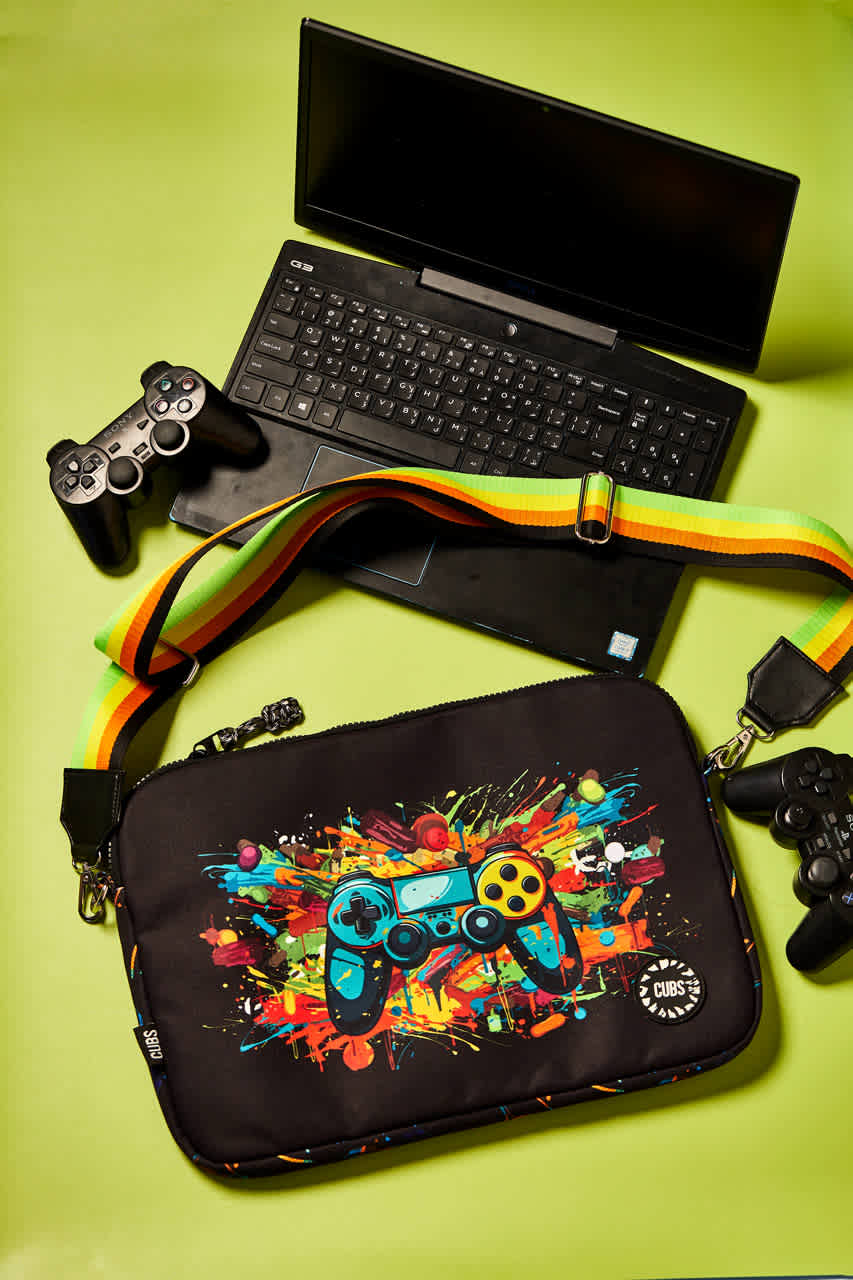 Game On Laptop Bag With Strap 15 Inch