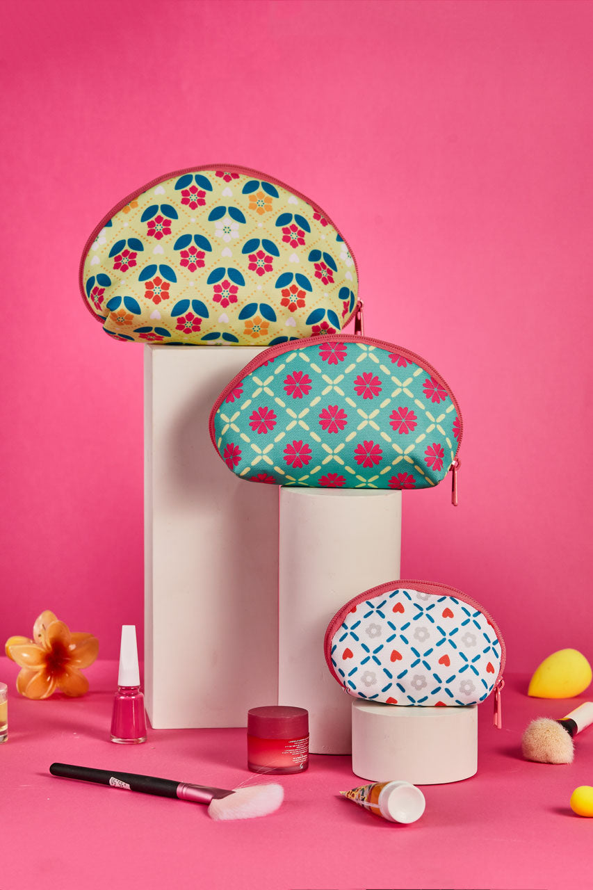 Sweet November Make-Up Round Bags