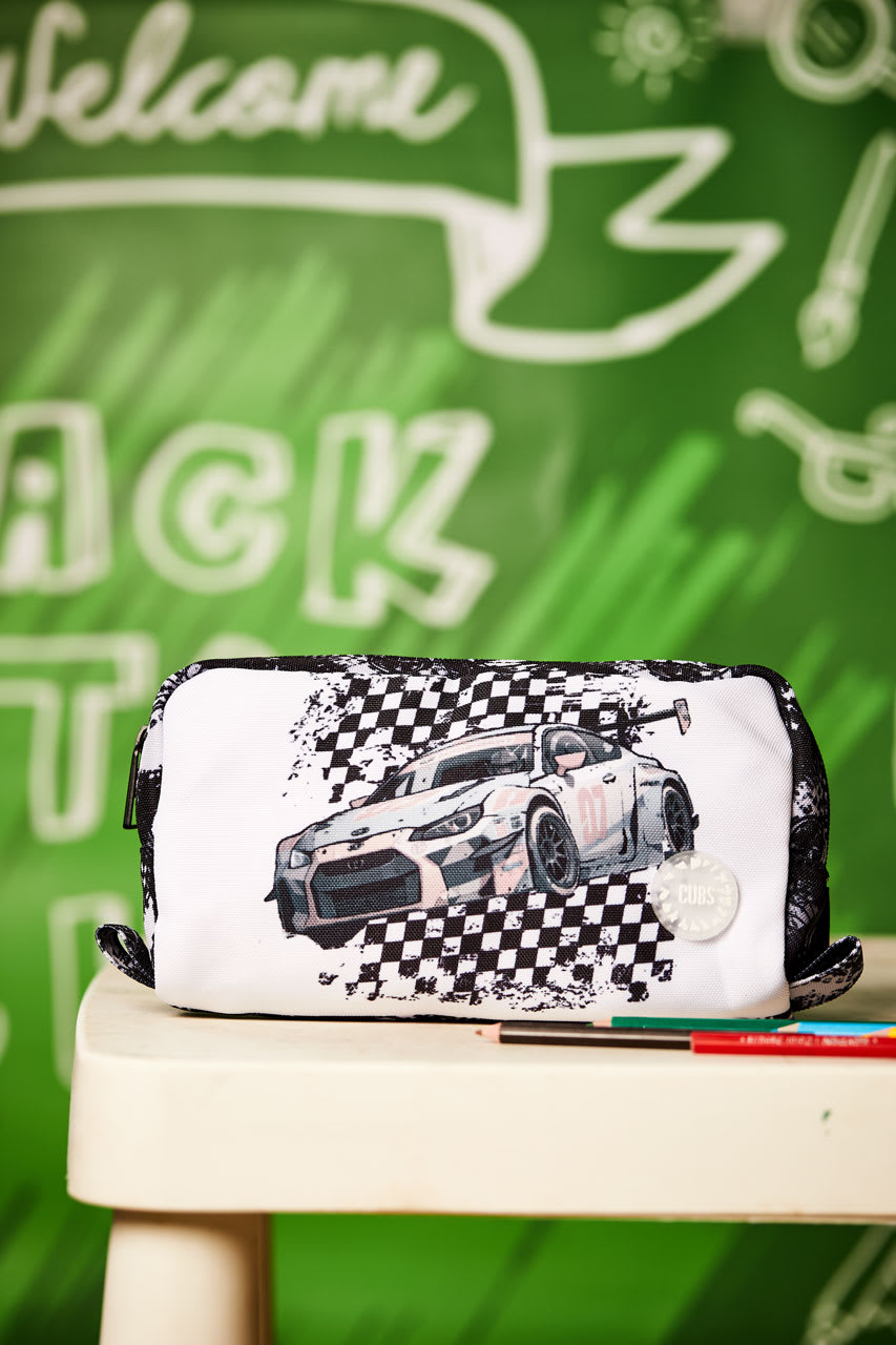 OO7  Pencil case